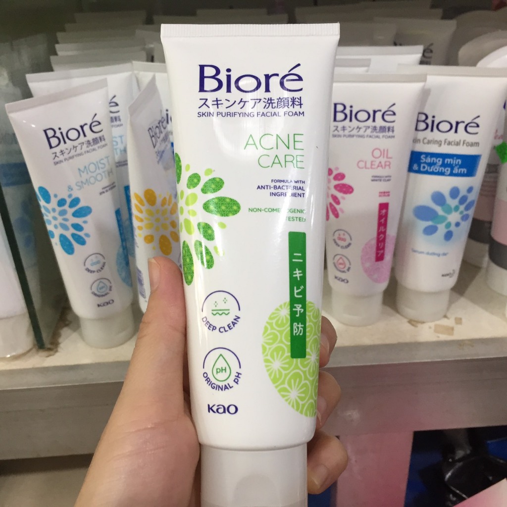 Sữa rửa mặt Biore 100g  Mẫu Mới như hình