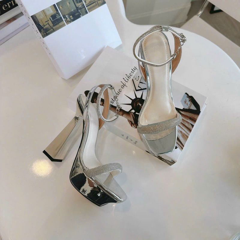 GIÀY SANDANL BẢN ĐÁ HẬU XOÀN 😍