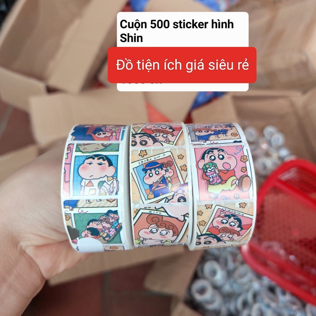 Cuộn 500 sticker hoạt hình Gấu dâu/Maruko/Pochacco