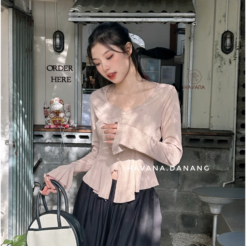 Áo kiểu sọc gân cổ tròn vạt xoè phối tay loe HAVANA, áo kiểu dài tay mùa đông BE252