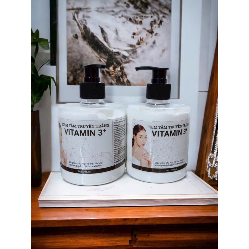 KEM TẮM TRUYỀN TRẮNG BODY VITAMIN 3+, CHAI 400ML