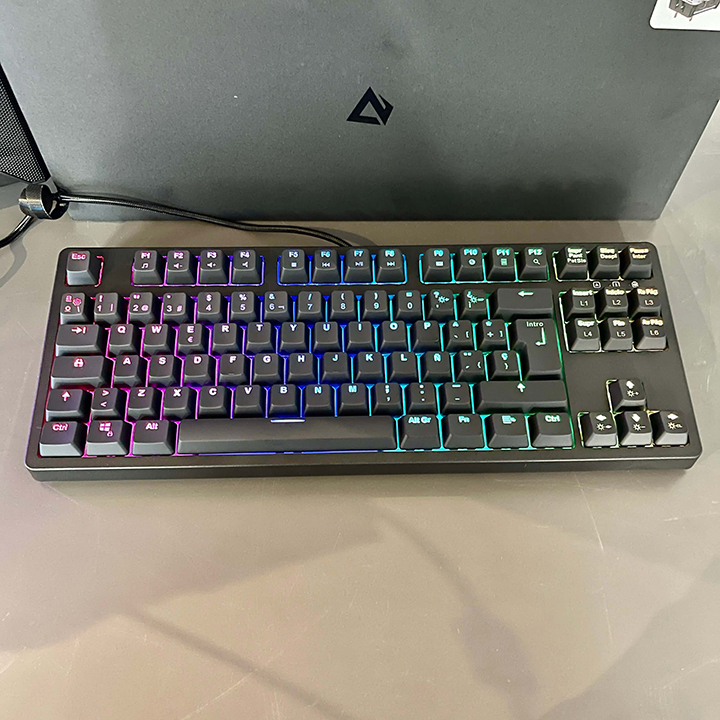Bàn phím Aukey KMG14 - Blue Switch - Black - Phím ABS -Bảo Hành 12 Tháng