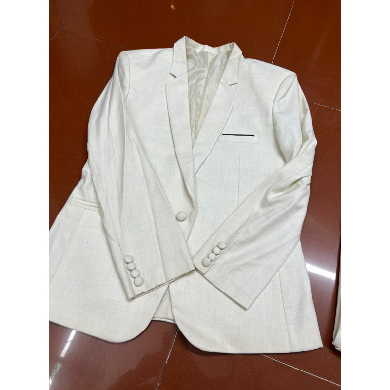 Bộ Vest kem 1 nút size L