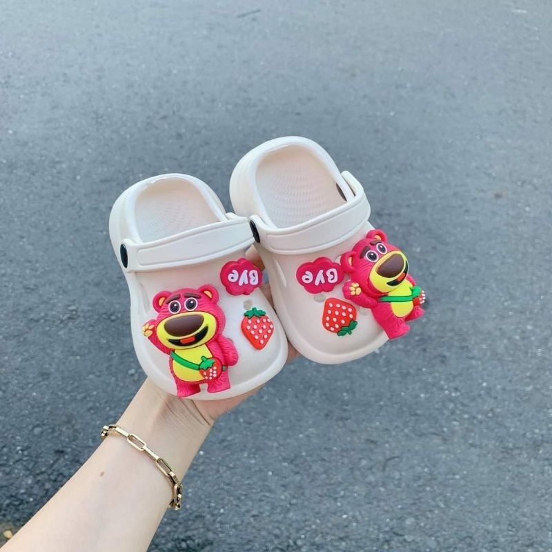 Sục siêu nhẹ gấu dâu đáng yêu cho bé