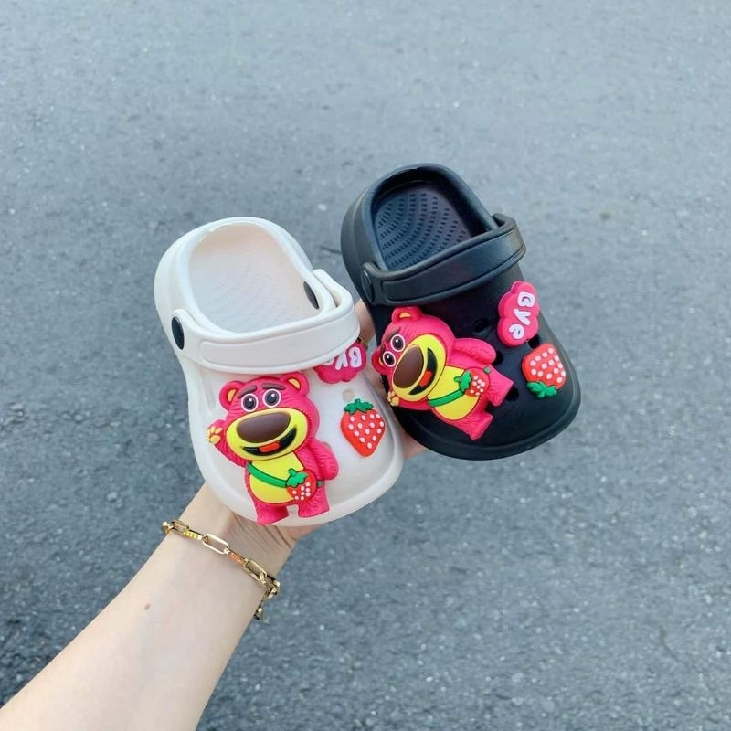Sục siêu nhẹ gấu dâu đáng yêu cho bé