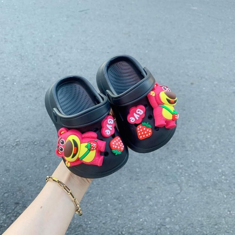 Sục siêu nhẹ gấu dâu đáng yêu cho bé