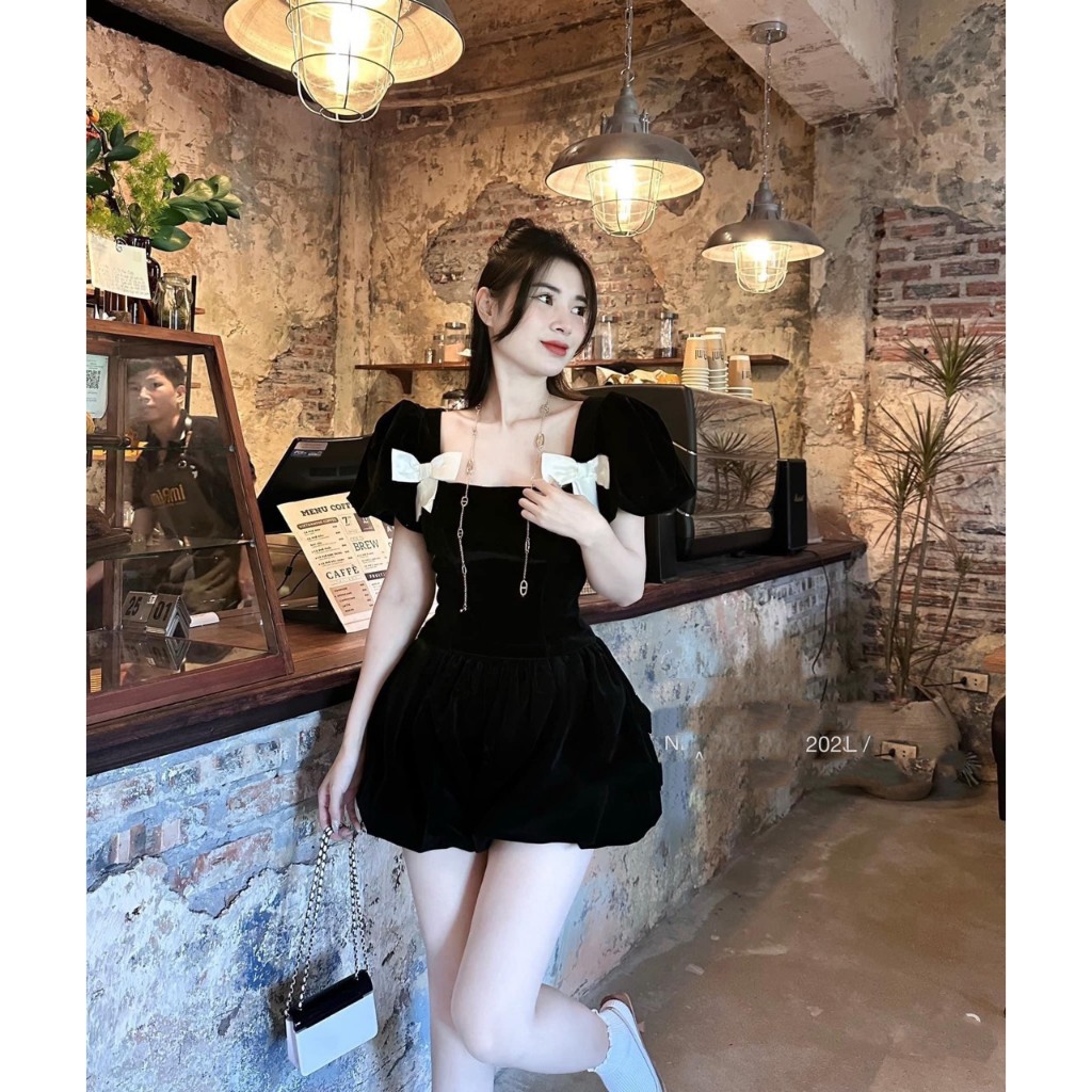 Set Áo Nhung Cổ Vuông ĐÍnh Nơ, Mix Quần Nhung Bồng Siêu Hot