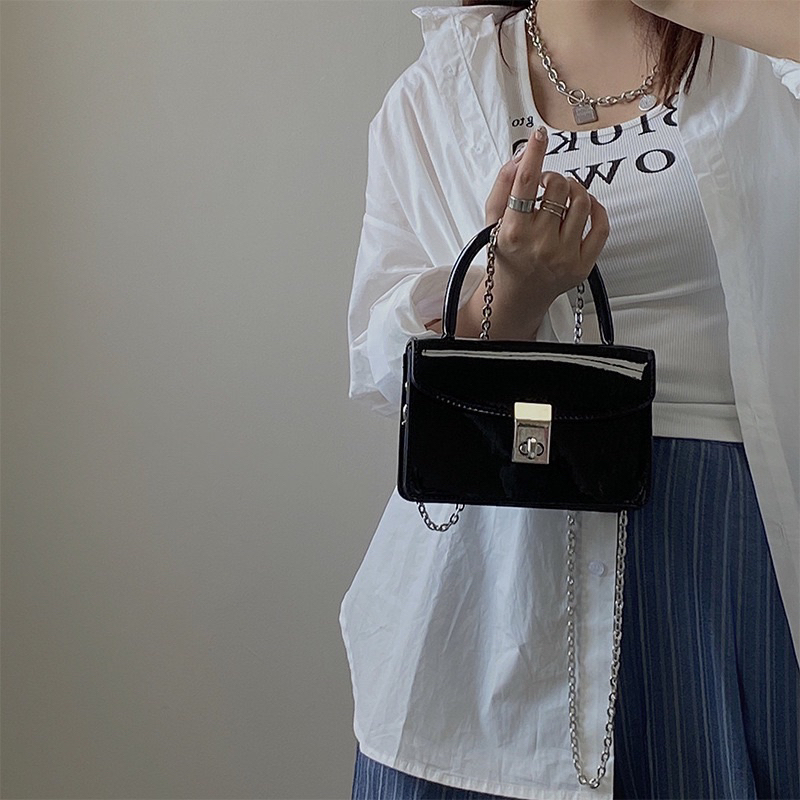 Túi xách nữ đeo chéo cầm tay Da Bóng Khoá Xoay Size Vừa ĐT