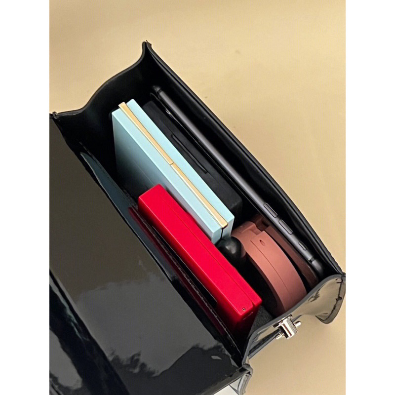 Túi xách nữ đeo chéo cầm tay Da Bóng Khoá Xoay Size Vừa ĐT