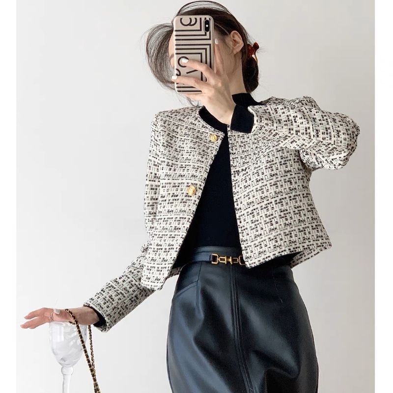 Áo dạ Tweed dài tay V..r  sang xịn .