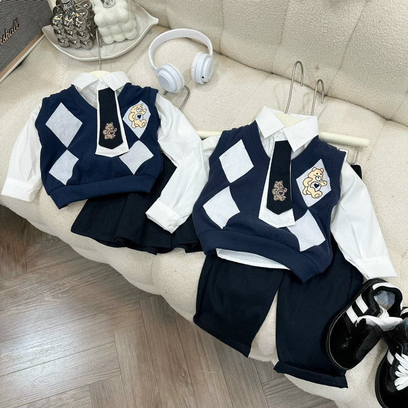 Đồng phục học sinh, set 4ct: áo sơ mi trắng, cà vạt, chân váy xếp ly và áo len hình thoi cho bé 12-30kg