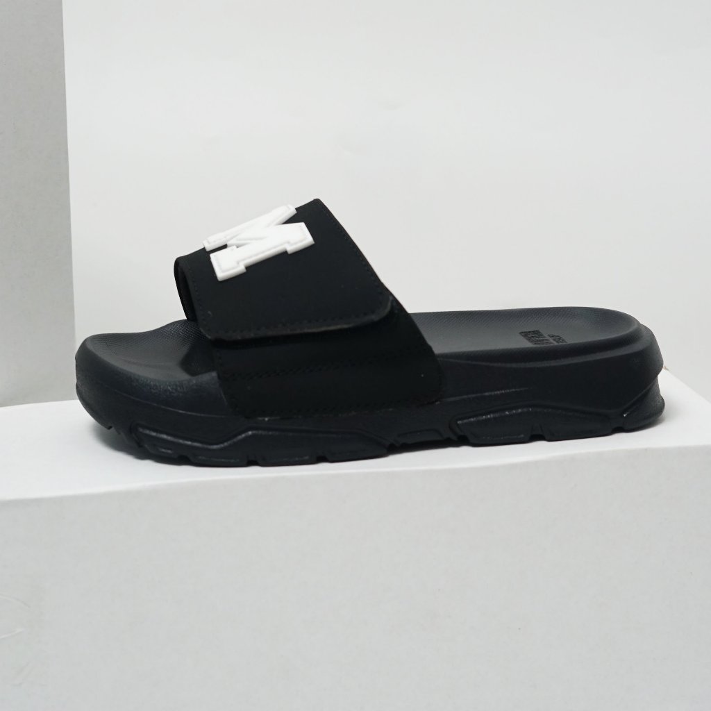 Dép quai ngang MOOVER CÁ TÍNH nam/nữ MOOVER LG DÁN