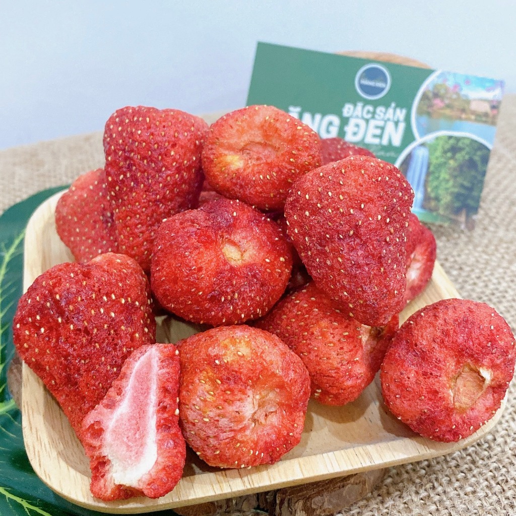 Dâu Tây Sấy Giòn Không Đường The Măng Đen 250g Đặc Sản Măng Đen Kon Tum