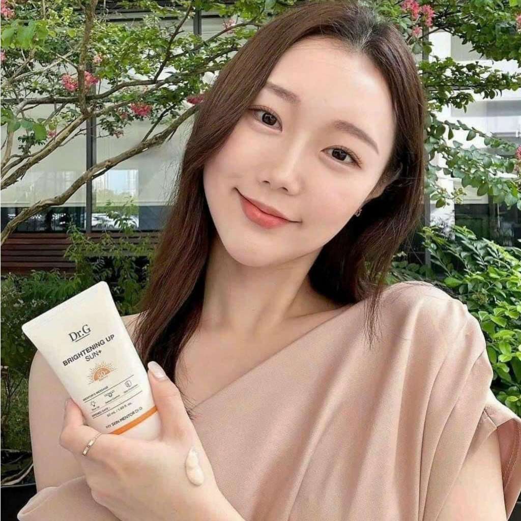 Kem Chống Nắng Dr.G Dưỡng Sáng Da Brightening Up Sun SPF50+ PA+++ 50ml chính hãng