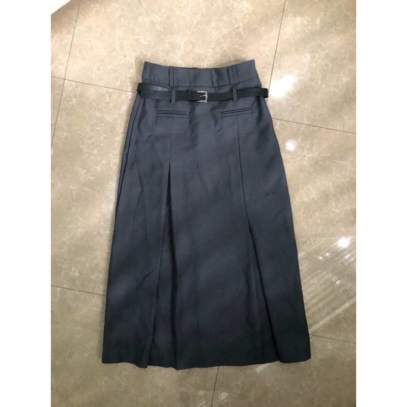 CHÂN VÁY DÀI/TÚI HỘP