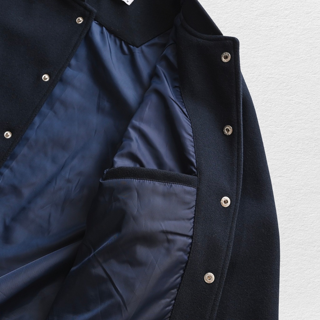 Áo bomber nỉ F23 Raglan Bomber Jacket phối tay form basic  - THE GMEN ELEGANT EST 2017