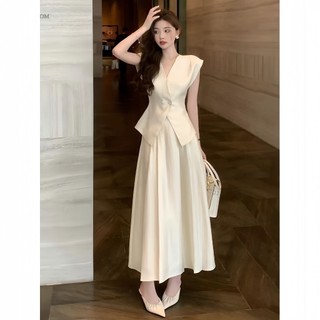 B241 - set tiểu thư sang trọng có đệm vai