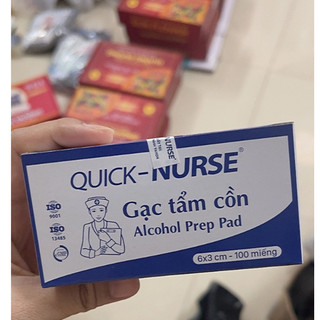 Combo 2 hộp 50 miếng bông tẩm cồn khô hoặc 1 hộp 100 miếng