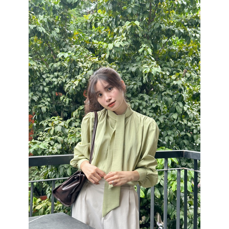 Nimi - Áo sơ mi kèm nơ cổ Lara Tie Blouse