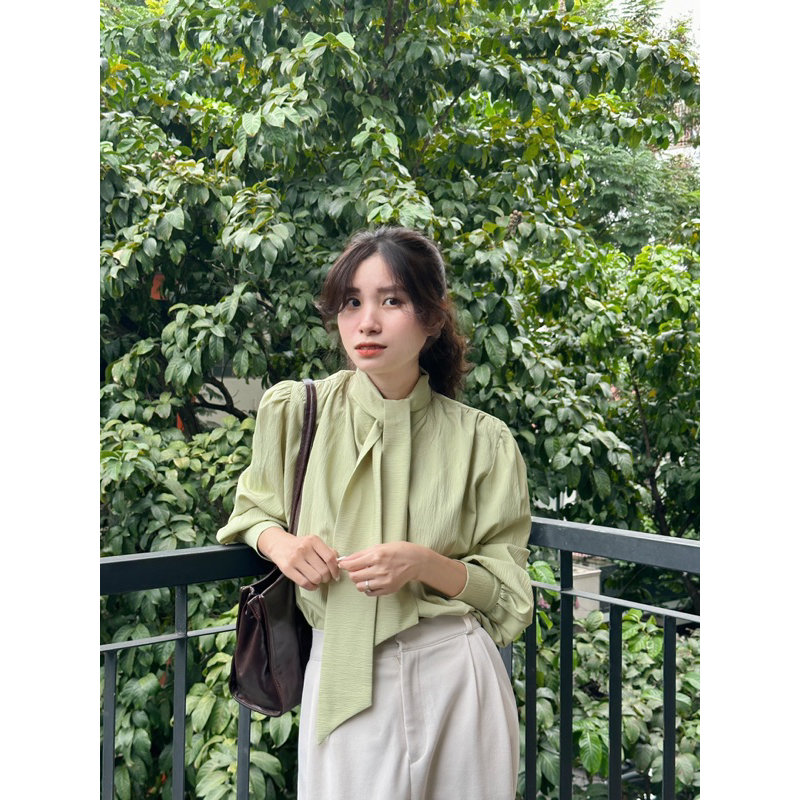 Nimi - Áo sơ mi kèm nơ cổ Lara Tie Blouse