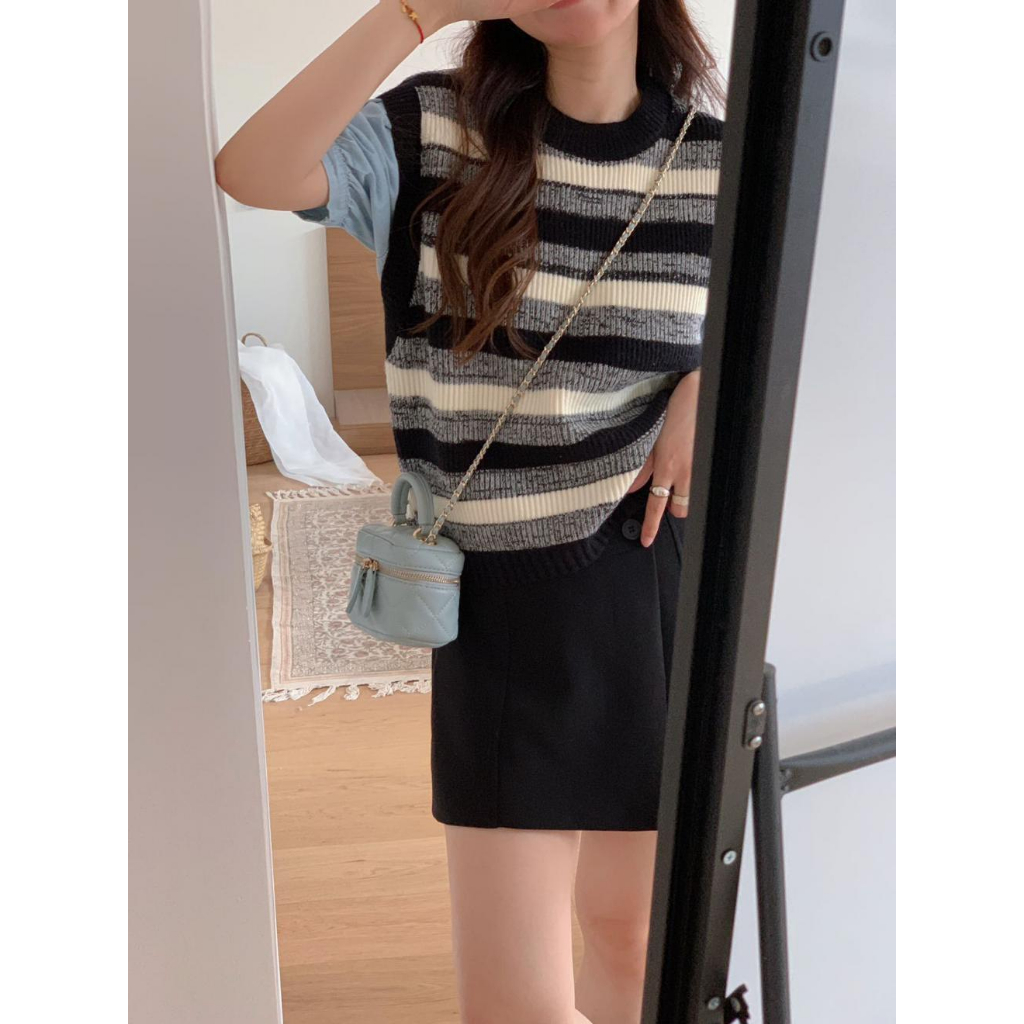 Áo gile nữ thu đông 2023 cổ tròn kẻ ngang màu xanh than, xanh bơ shop Đậu Xinh