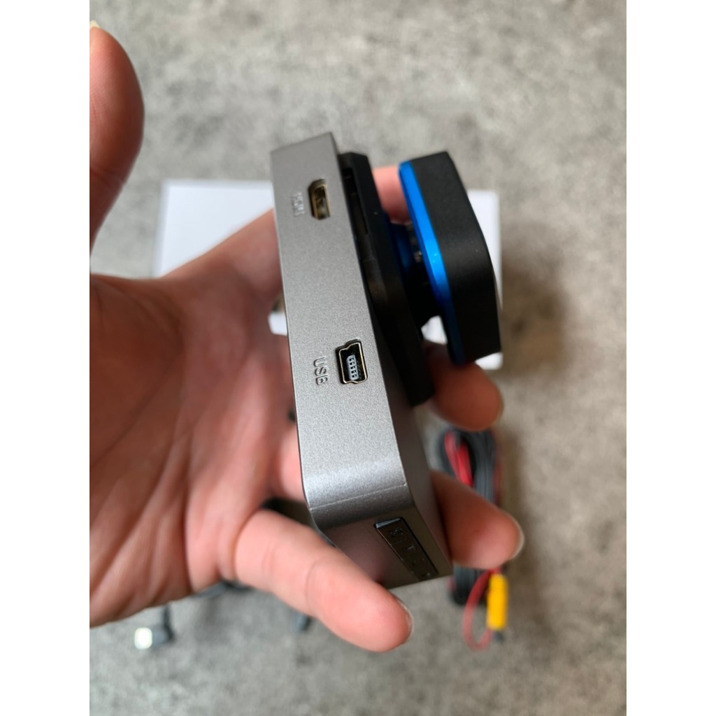 Camera hành trình ô tô K10pro, có kết nối điện thoại qua app, ghi hình trước sau, có chế độ lùi xe an toàn