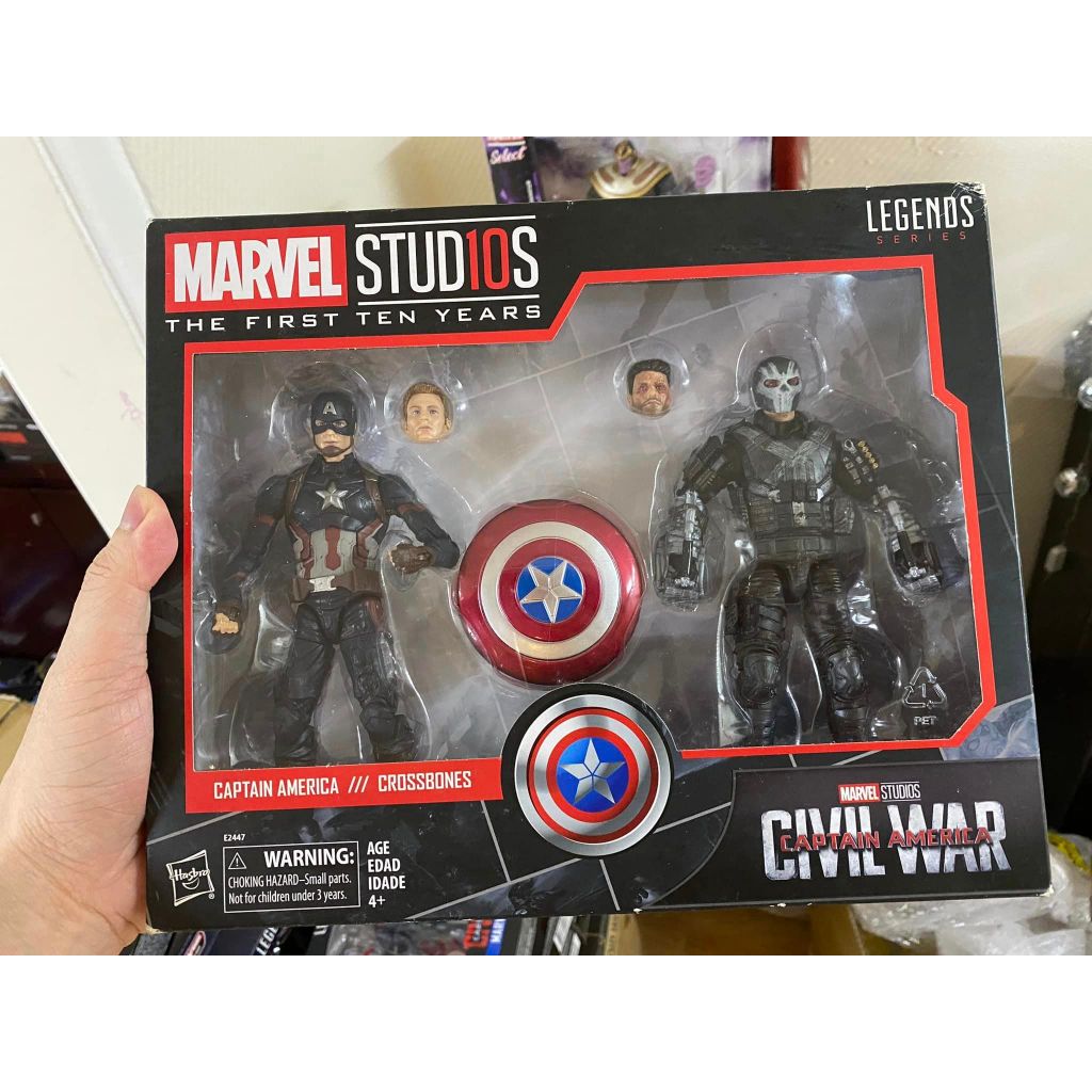 Mô hình Marvel Legends Captain America và Crossbones
