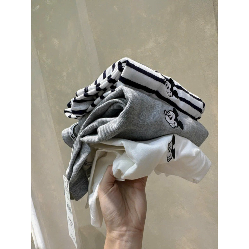 Áo pull dài tay thêu hình micky cho nữ