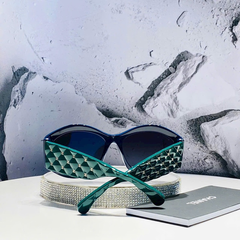 KÍNH MÁT  CNN NEW SANG  CHẢNH