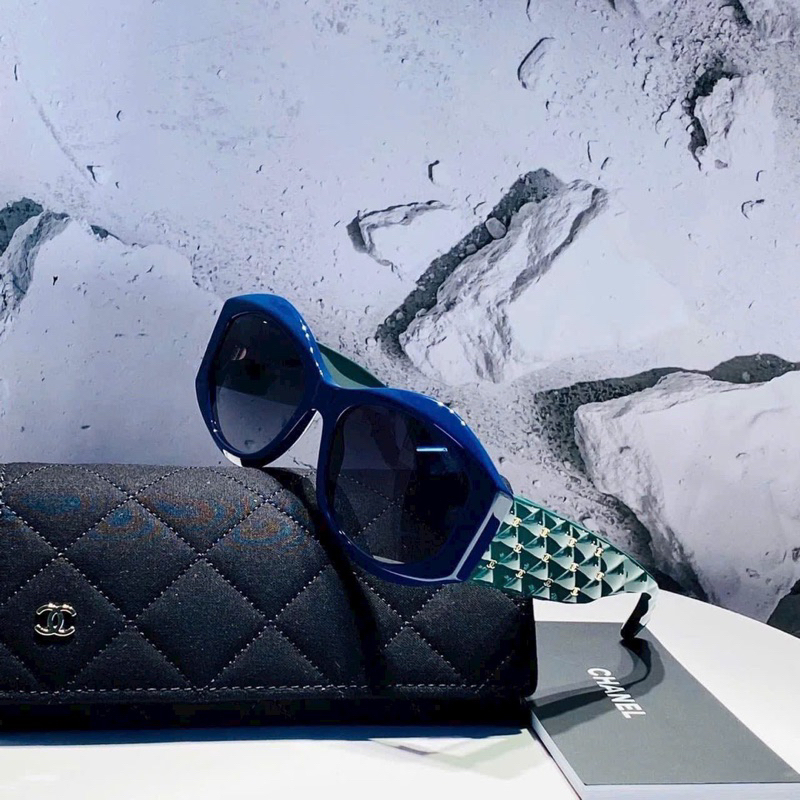 KÍNH MÁT  CNN NEW SANG  CHẢNH