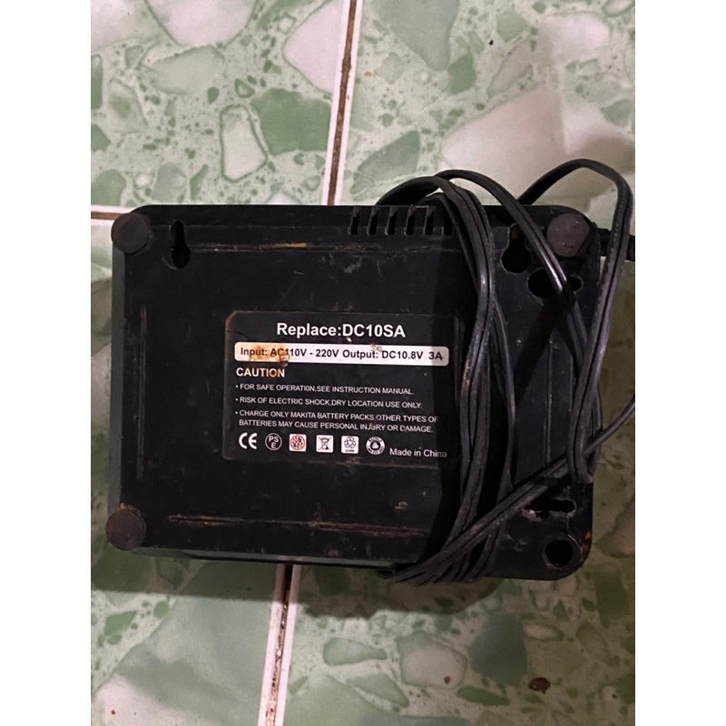 Pin sạc makita 12v max