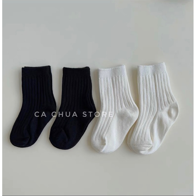 Tất nhiều màu cho bé QC xinh xắn