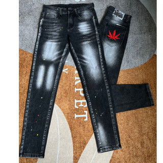 quần bò jean nam dài đen rách vẩy sơn kiểu thêu lá phong đỏ may mắn,chất jean co giãn chuẩn form giá tốt chuẩn VNXK