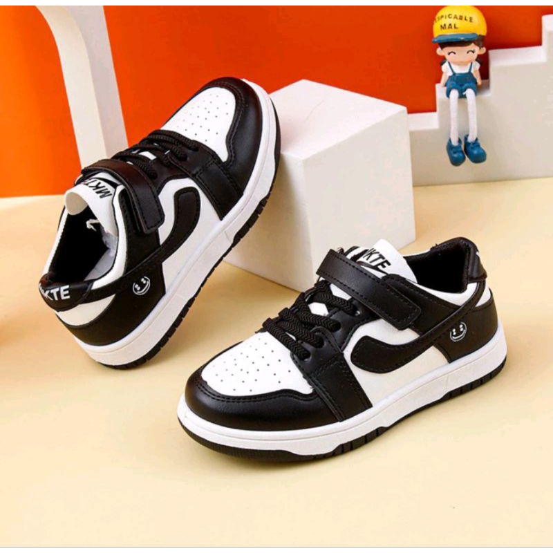 Thể thao Nike cho bé trai gái quảng châu