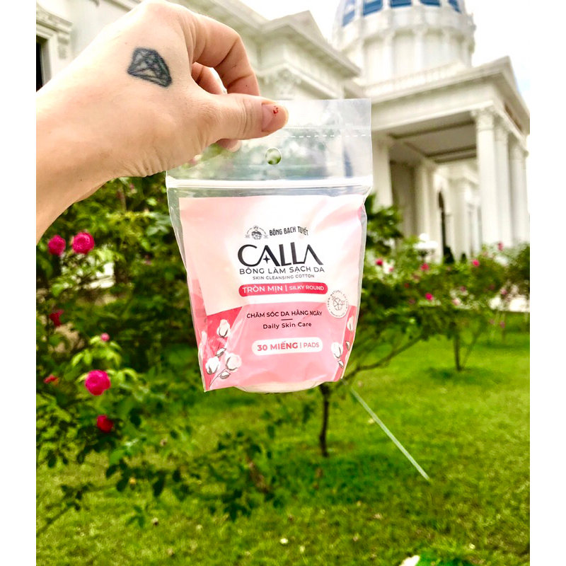 Bông tẩy trang Bạch Tuyết Calla gói 30 miếng, 120 miếng