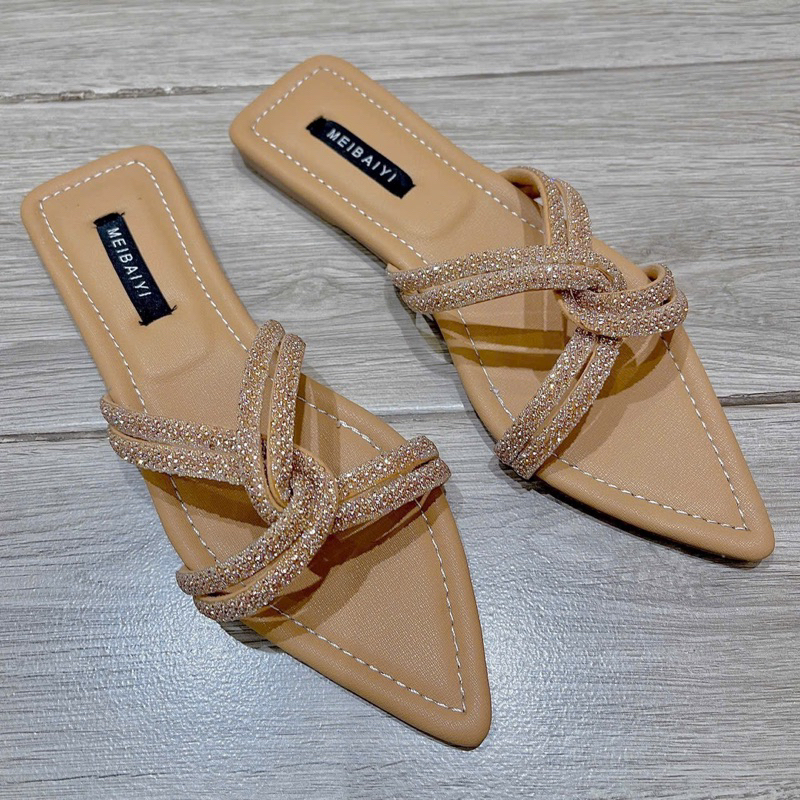 Dép mũi nhọn quai đính đá full