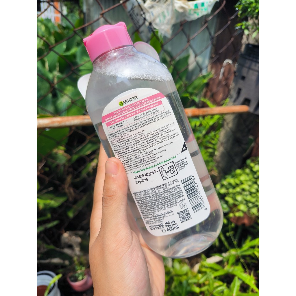 Nước tẩy trang garnier Vàng hồng xanh date 05/2026