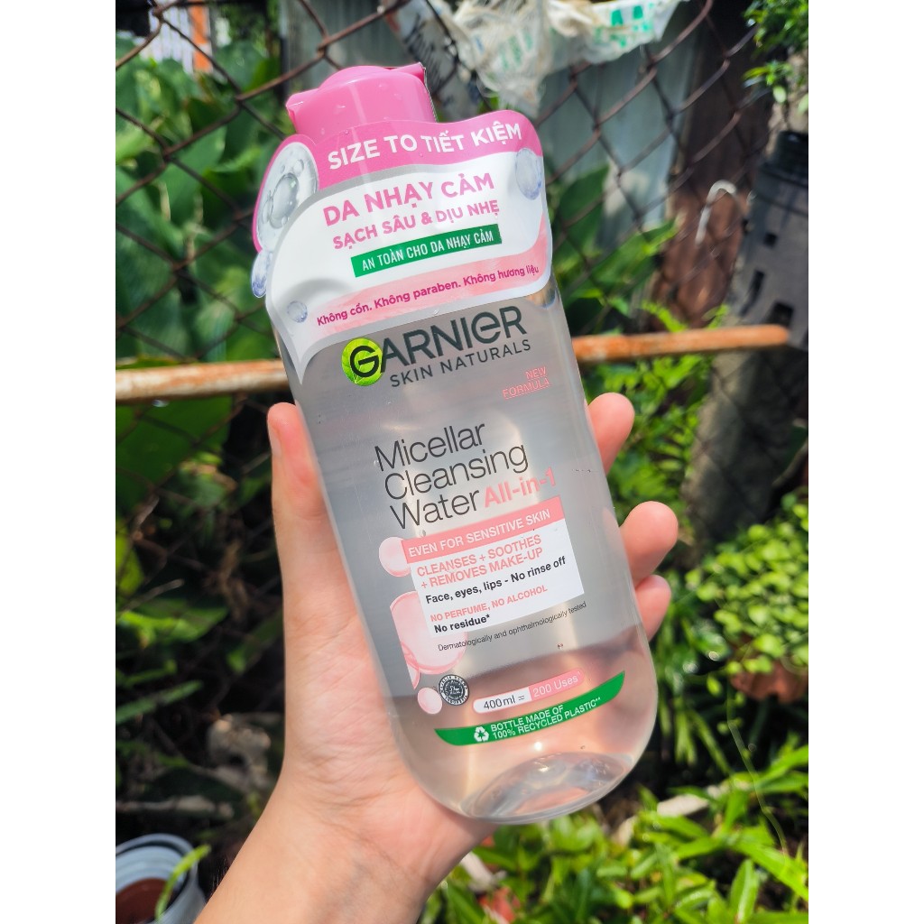 Nước tẩy trang garnier Vàng hồng xanh date 05/2026