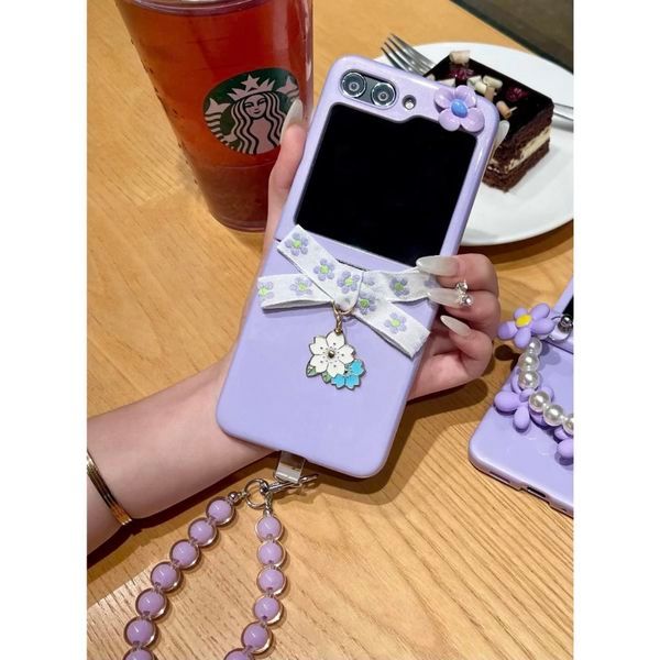 ZFLIP 5 5G  - Hàng Chính Hãng Mới Nguyên Seal . Bảo hành 12 tháng