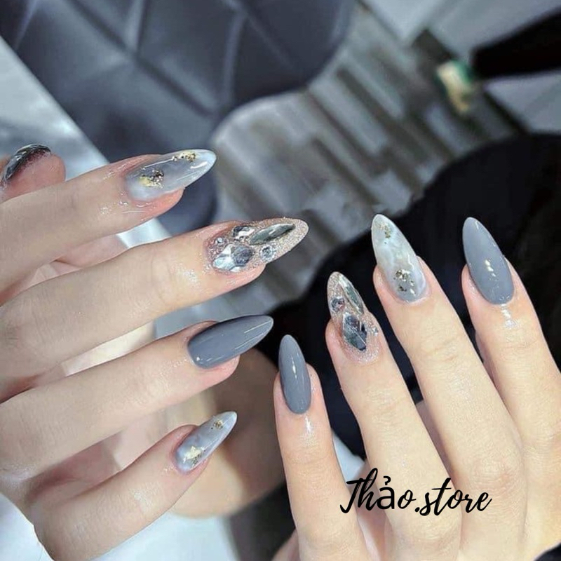 Nailbox thiết kế nhiều mẫu , móng tay giả đính đá sang trọng 10 móng