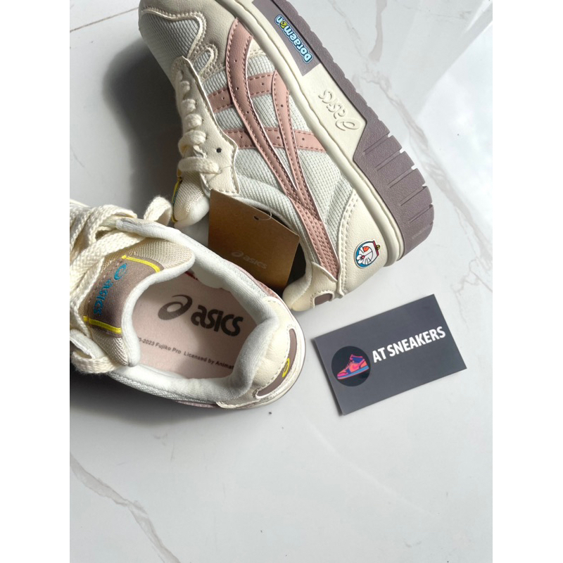 Giày Asics Doraemon