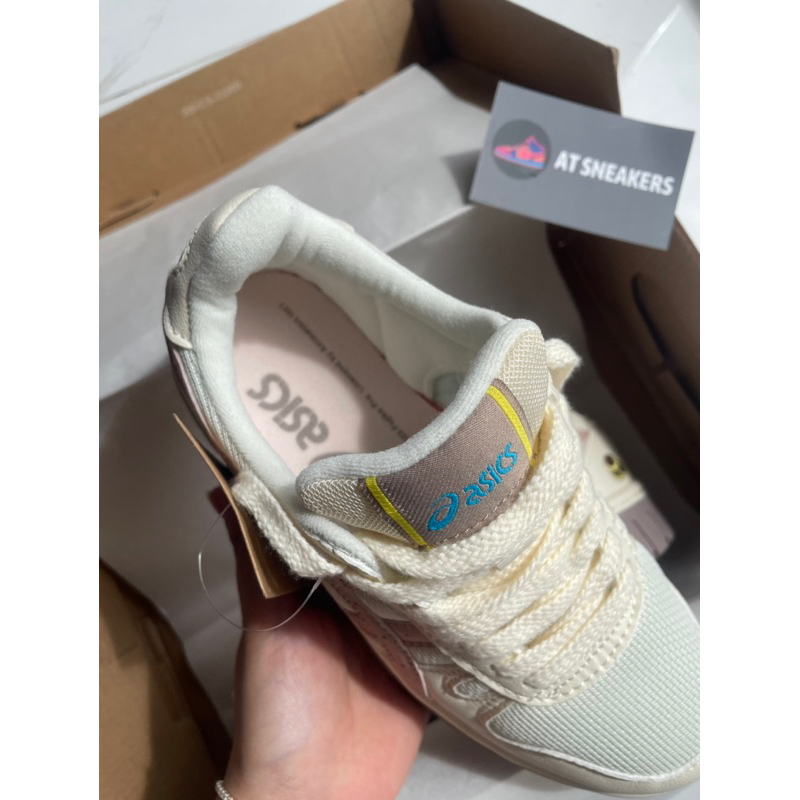 Giày Asics Doraemon