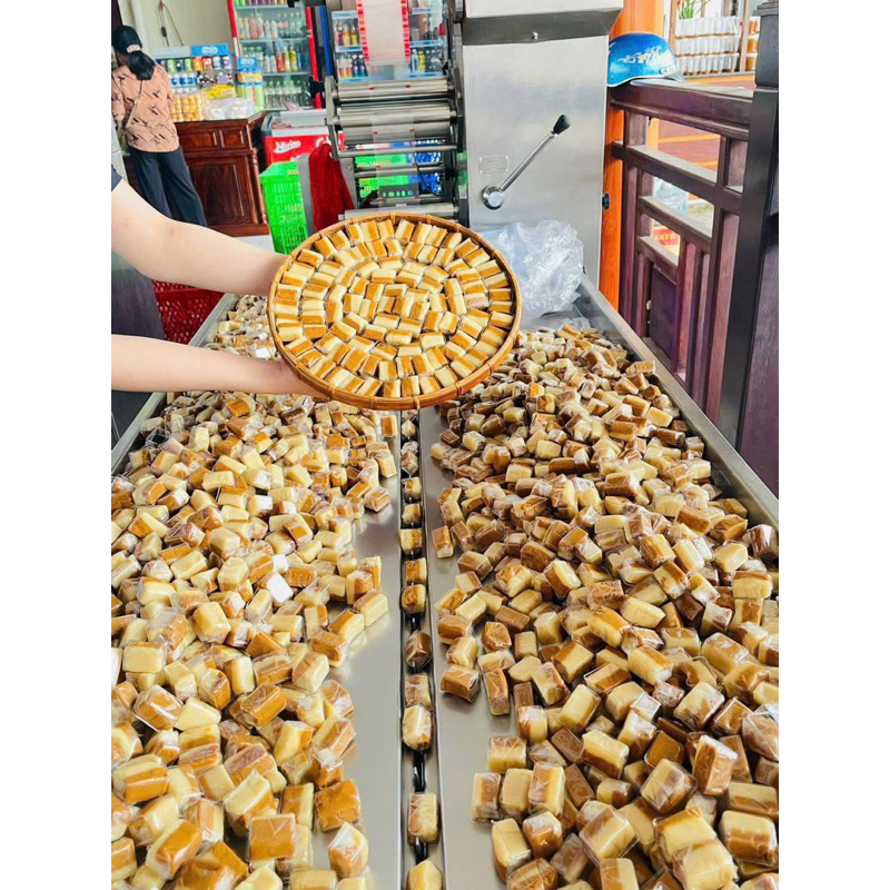 Kẹo Dừa Sáp Cà Phê Muối-Kẹo dừa vị cafe muối béo béo mặn mặn thơm ngon hũ 500gr