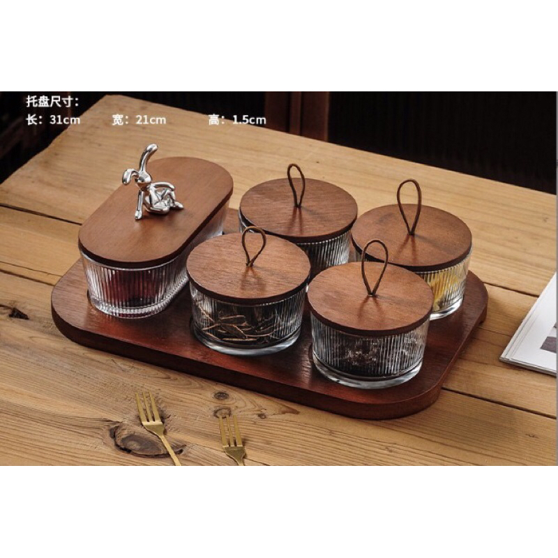 KHAY 5-6 HŨ MỨT THUỶ TINH VÂN SỌC