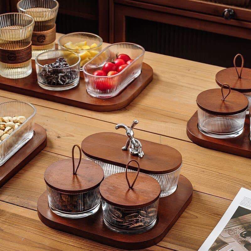 KHAY 5-6 HŨ MỨT THUỶ TINH VÂN SỌC