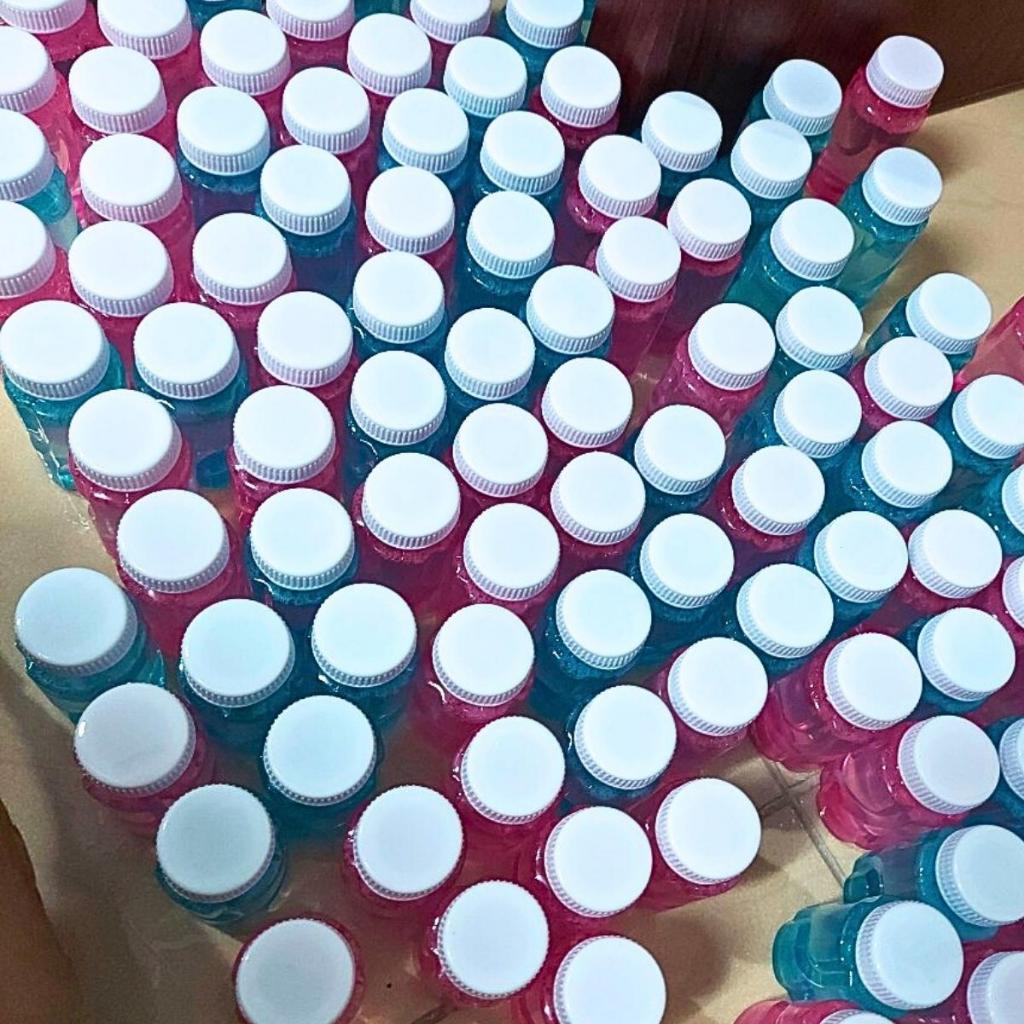 Nước Bong Bóng Xà Phòng Phù Hợp Với Tất Cả Các Loại Đồ Chơi Súng Bong Bóng