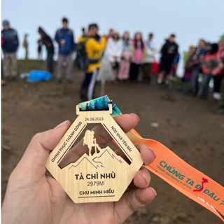 Huy Chương Trekking ngọn núi Việt Nam,Huy chương leo núi,chạy bộ thiết kế riêng theo yêu cầu (dây tặng kèm ngẫu nhiên)