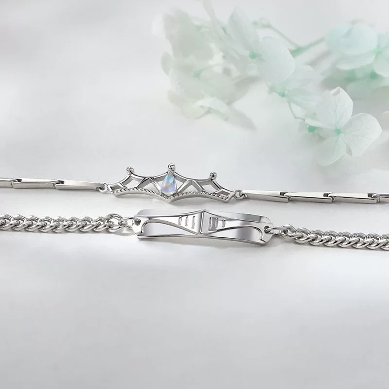 Vòng tay đôi nam nữ QUEEN & KING couple ý nghĩa dành cho cặp đôi