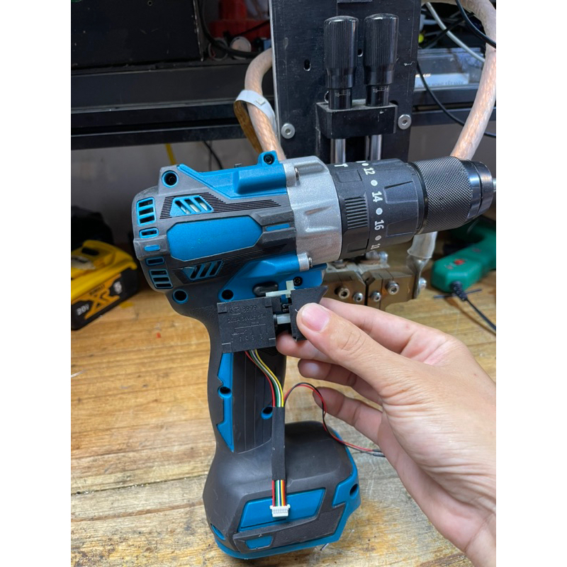 Công tắc máy ko than tàu