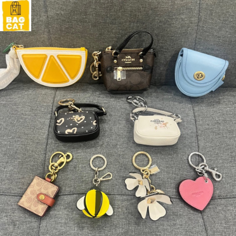Sẵn charm móc khoá airpob Coach_ Katespade